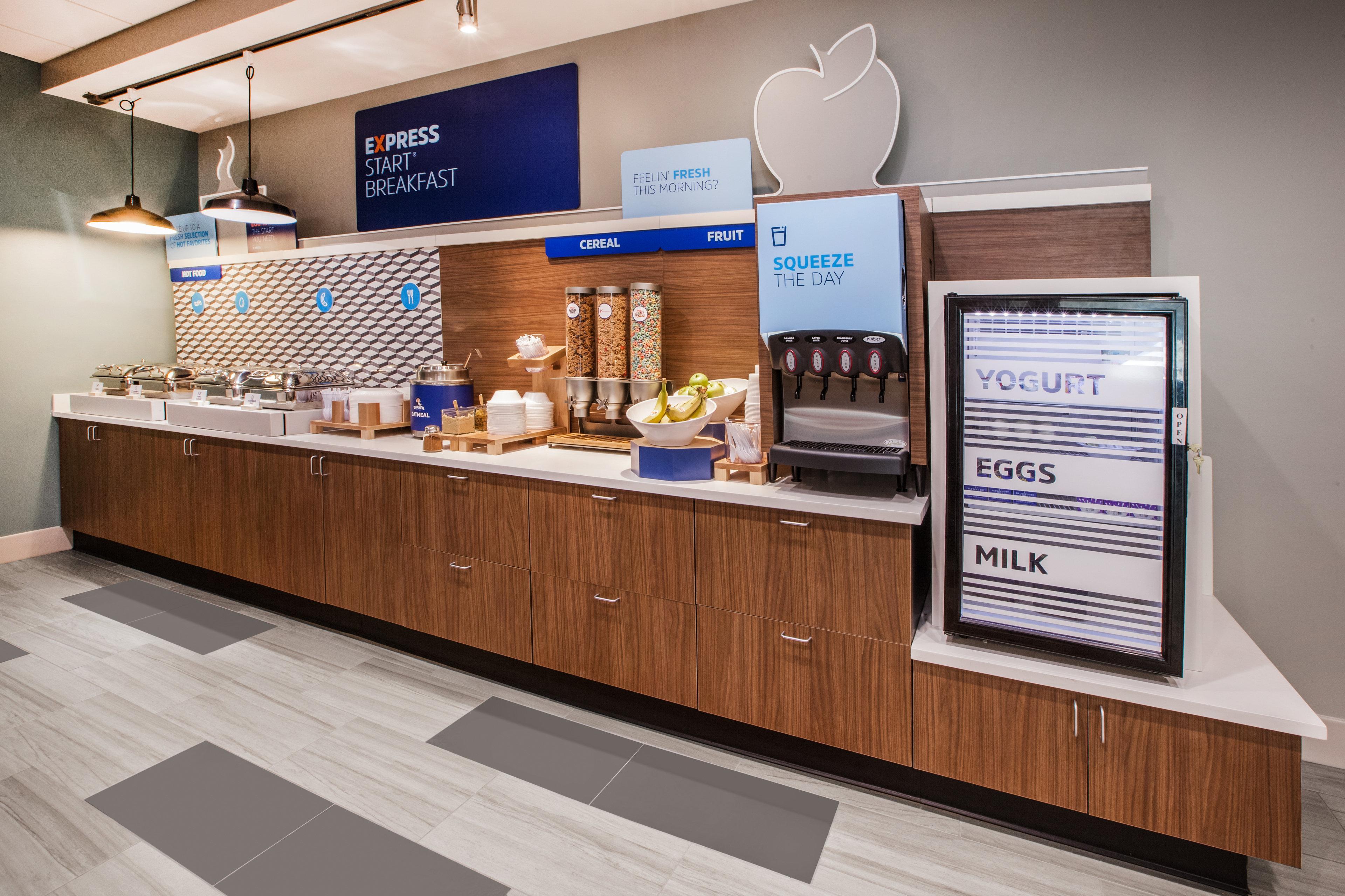 Holiday Inn Express Hanover By Ihg Exteriör bild